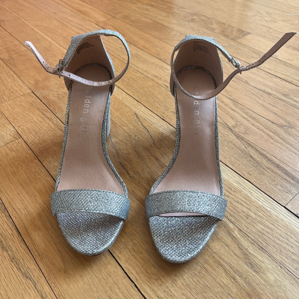 Size 6, Shiny Silver Steve Madden Strap Heels